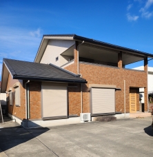 八木養宜上　軽量鉄骨造２階建て