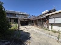 阿万吹上町　木造２階建