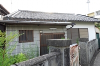 福良 木造瓦葺平屋建て