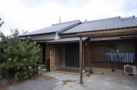 八木 木造平屋建ほか