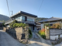 賀集　鉄筋コンクリート2階建・木造平屋建