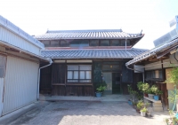 志知奥 木造平屋および鉄骨造2階建